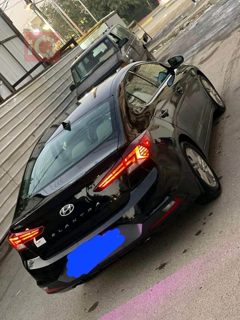 هیوندای ئەلەنترا